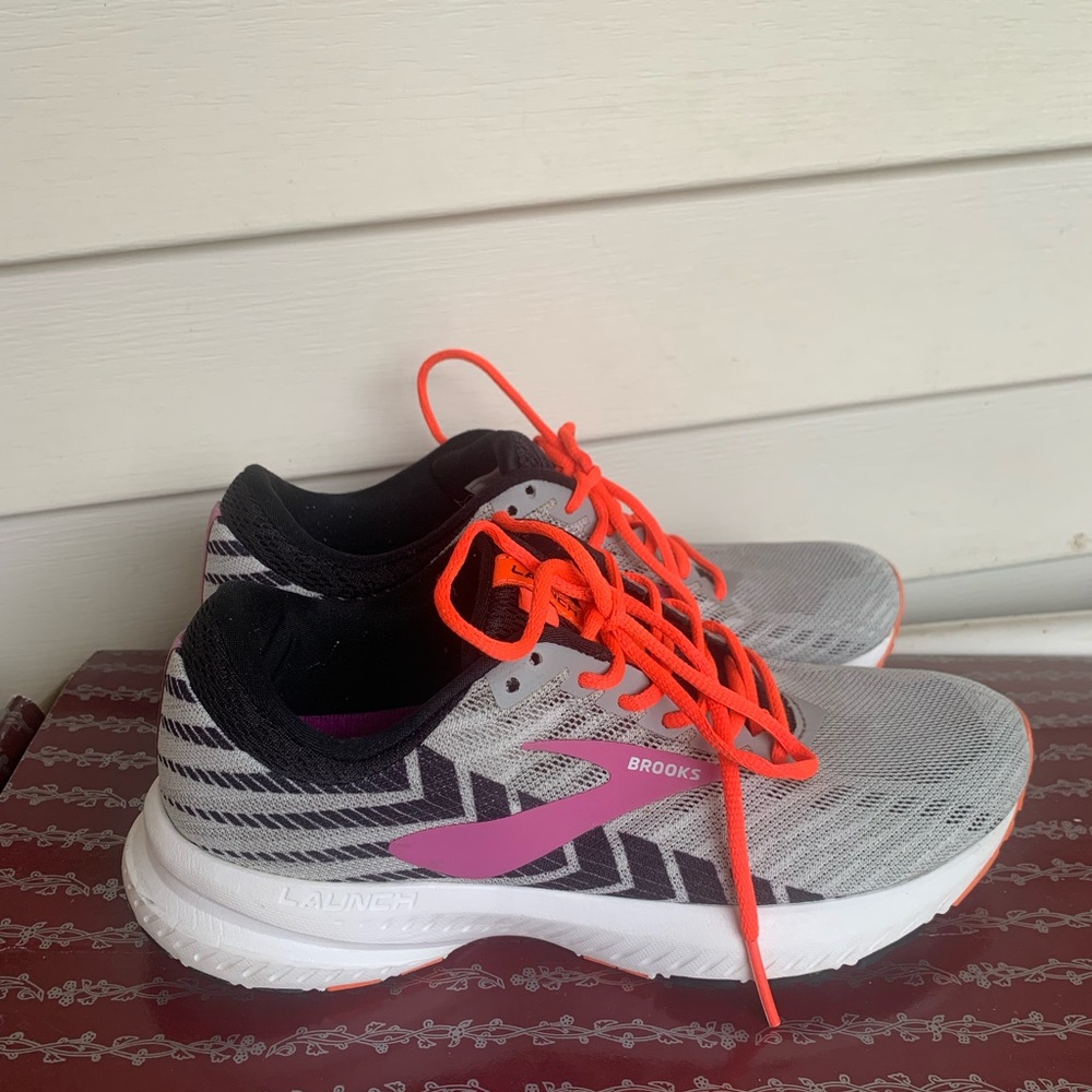 Brooks Women's Athletic Shoes - Gray, Pink, and Orange